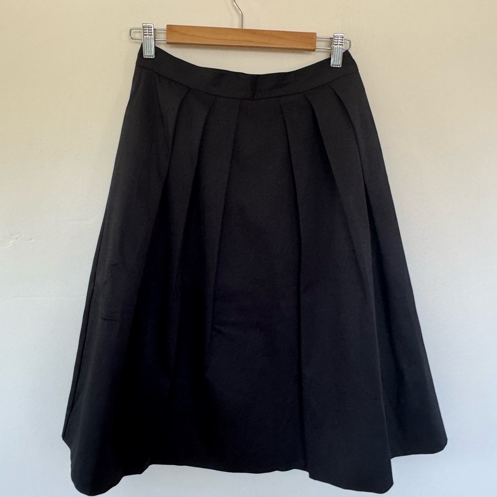 White House Black Market Black Pleated A-Line Skirt